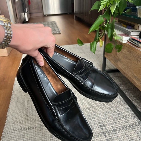 Dexter Black Leather Loafers with Penny Strap - Picture 1 of 7